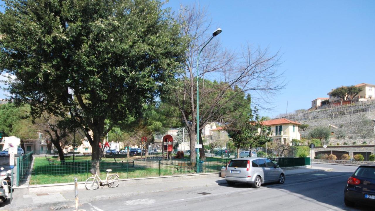 Appartamenti Con Giardino E Posto Auto Per Famiglie 피날레리구레 외부 사진