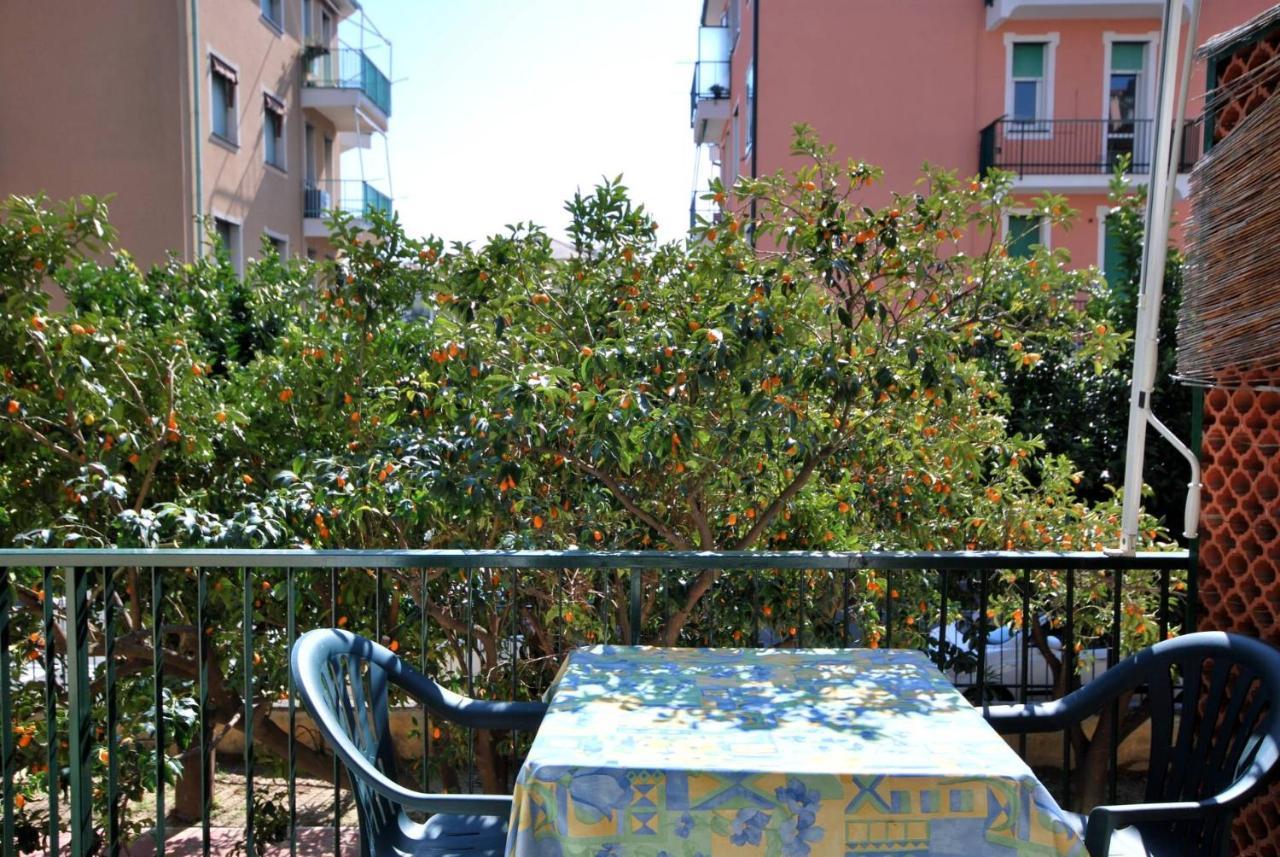 Appartamenti Con Giardino E Posto Auto Per Famiglie 피날레리구레 외부 사진