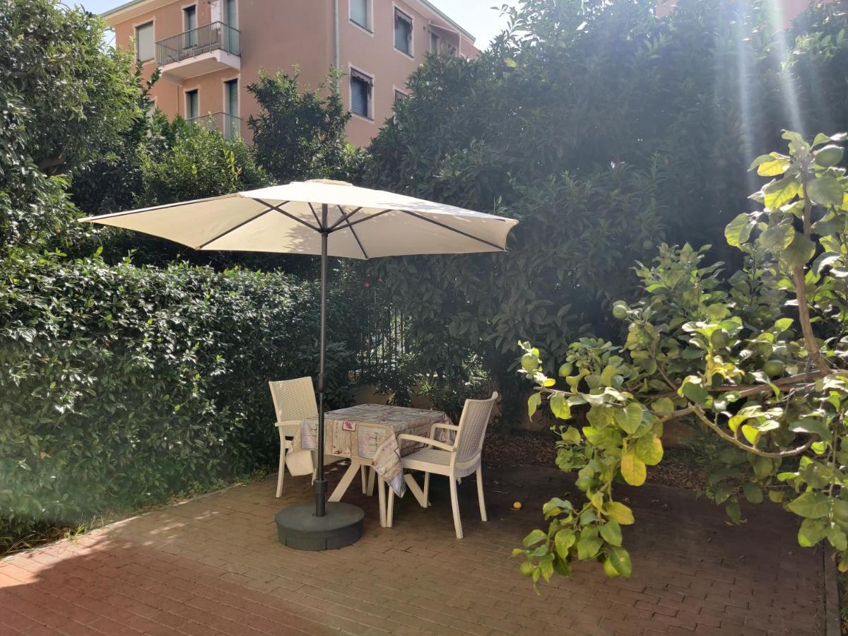 Appartamenti Con Giardino E Posto Auto Per Famiglie 피날레리구레 외부 사진