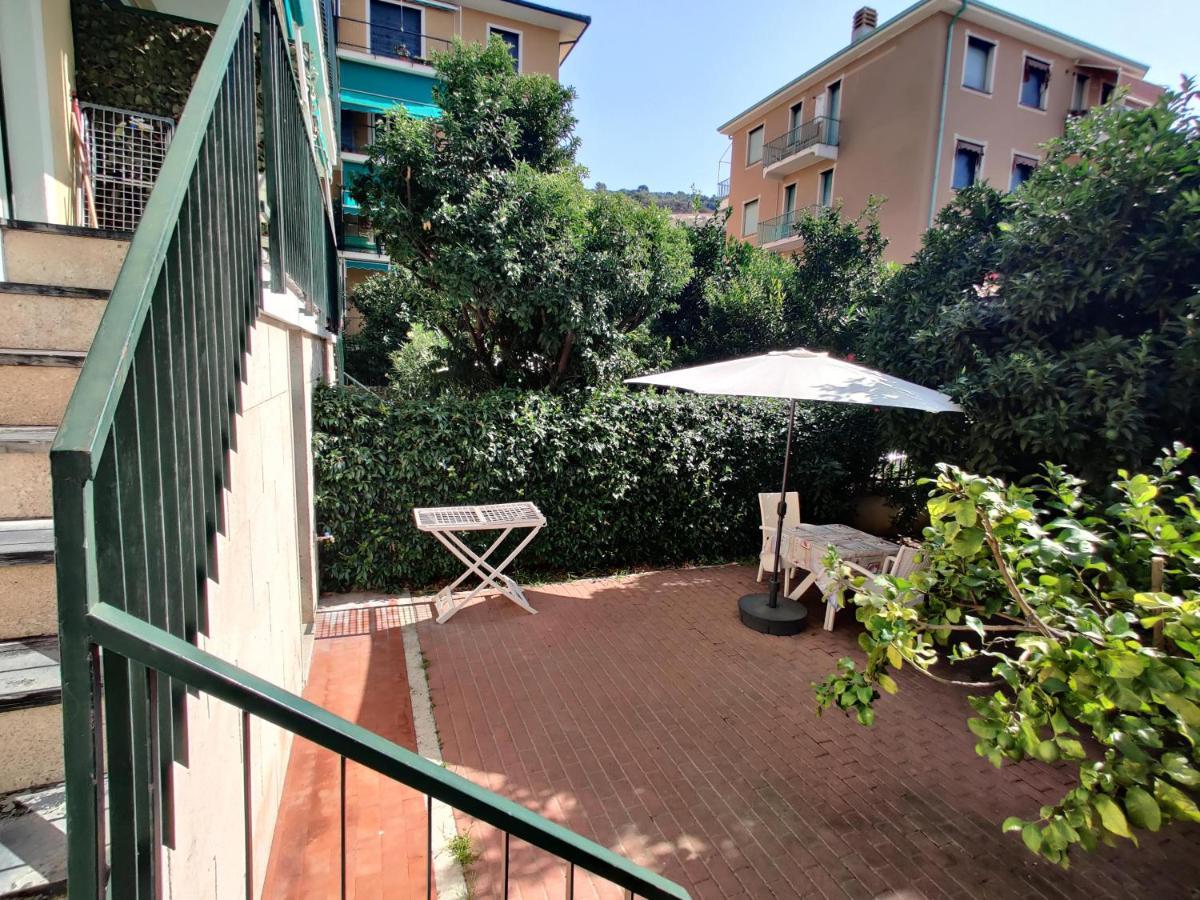 Appartamenti Con Giardino E Posto Auto Per Famiglie 피날레리구레 외부 사진