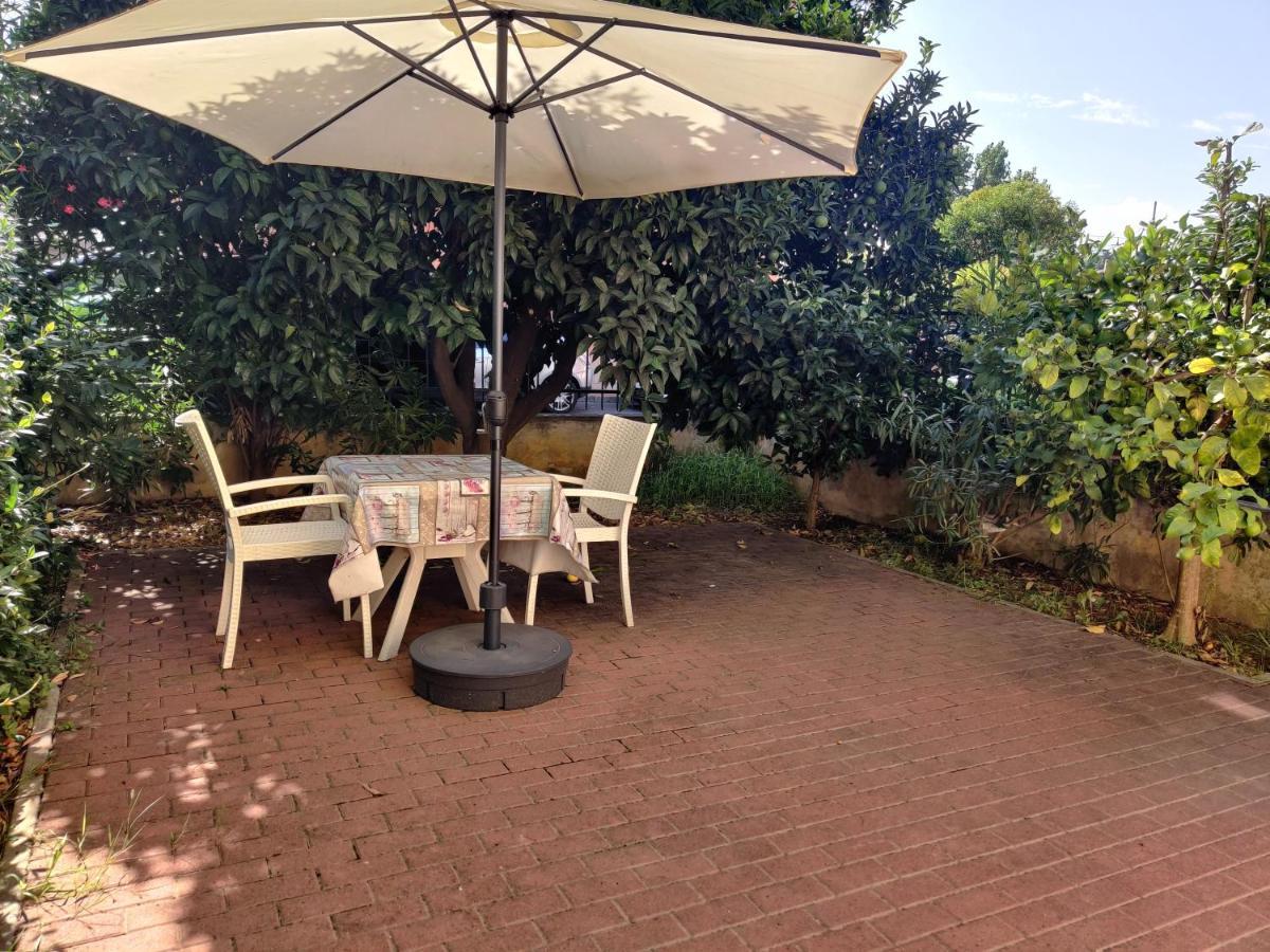 Appartamenti Con Giardino E Posto Auto Per Famiglie 피날레리구레 외부 사진